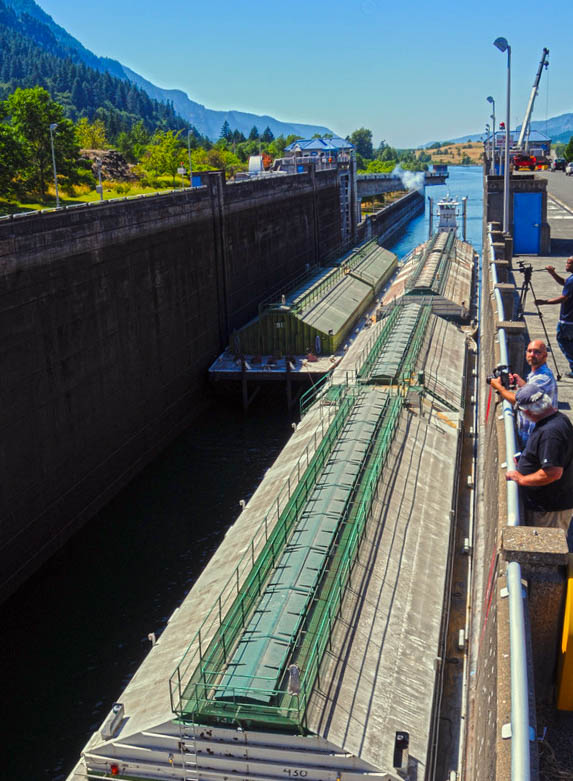 Barges packed tight in Bonneville Locks