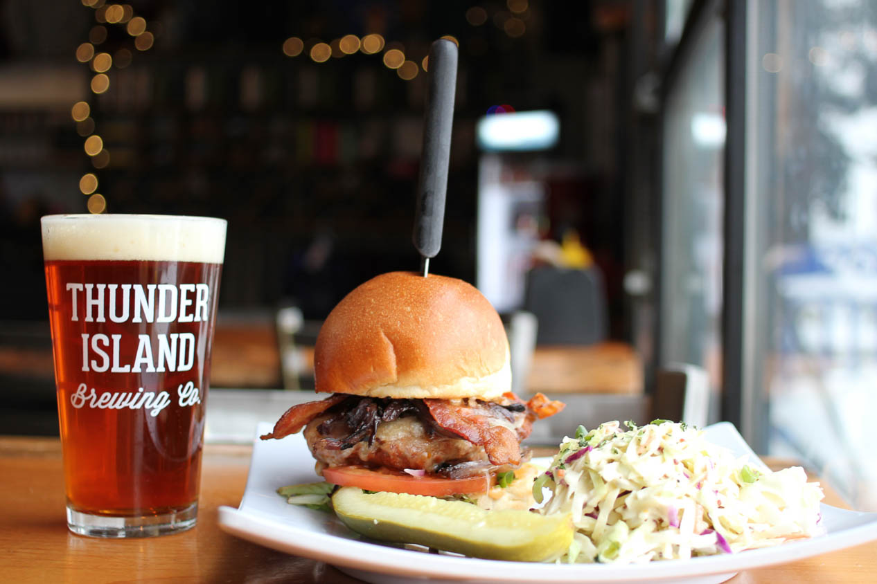 Burger and beer at Thunder Island Brew Pub in Cascade Locks