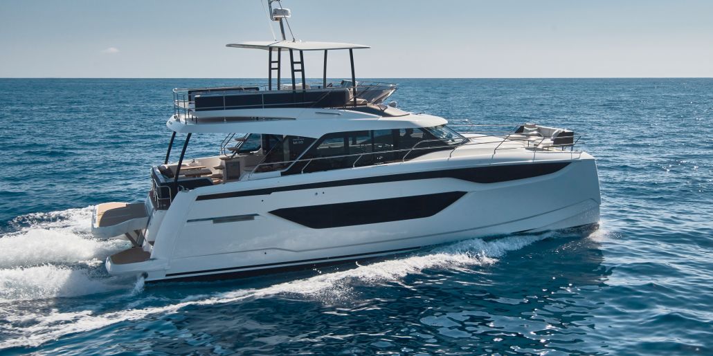 Photo of a Prestige Yachts M48