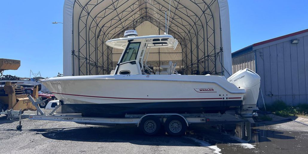 Photo of a 2020 Boston Whaler 250 Outrage