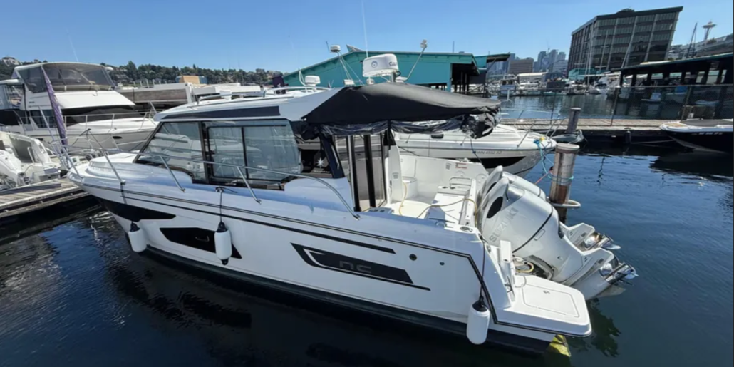 Photo of a 2022 Jeanneau NC 1095 Coupe